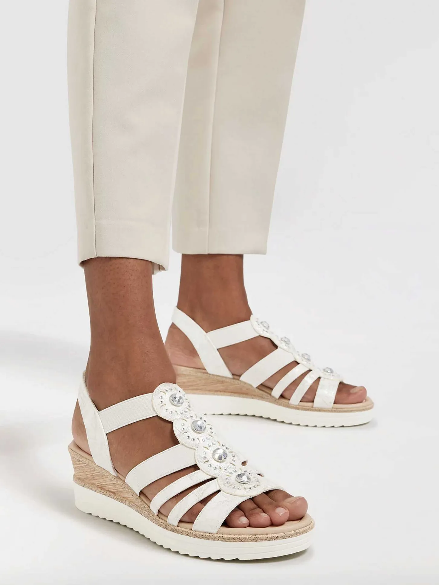 Sale Witte Sandaal Sheehak Dames Comfort Schoenen